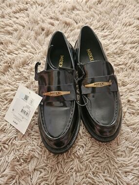 Mexx Black Patent Leather Slip-On Loafers with Gold Accent - Womens Size 9